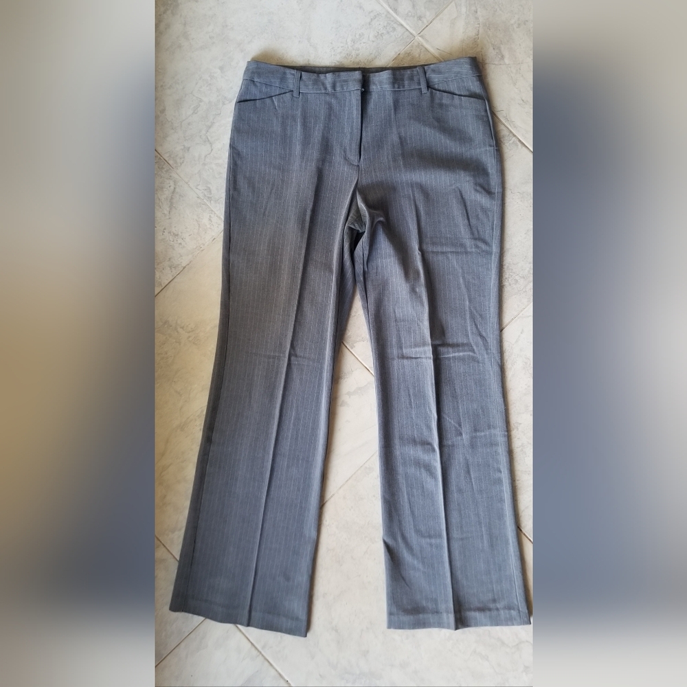 Men's Gray Pinstripe Dress Pants - Tailored Straight Fit